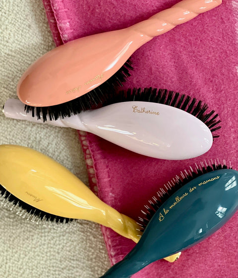 Offrez une brosse à cheveux personnalisée à vos proches !