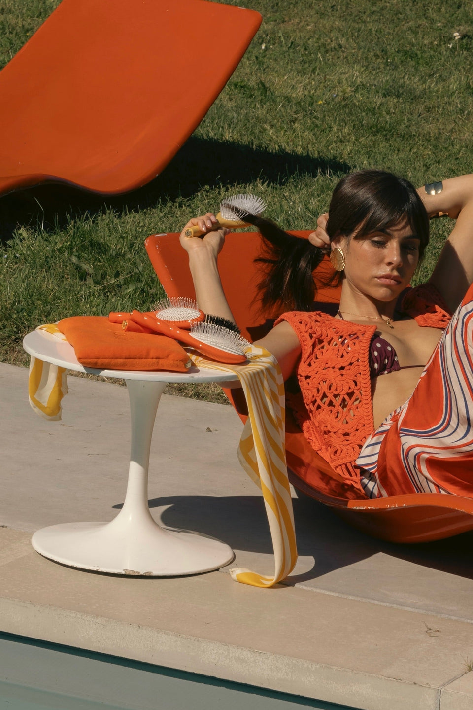 Exposition au soleil : comment prendre soin de mes cheveux secs et fragiles ?