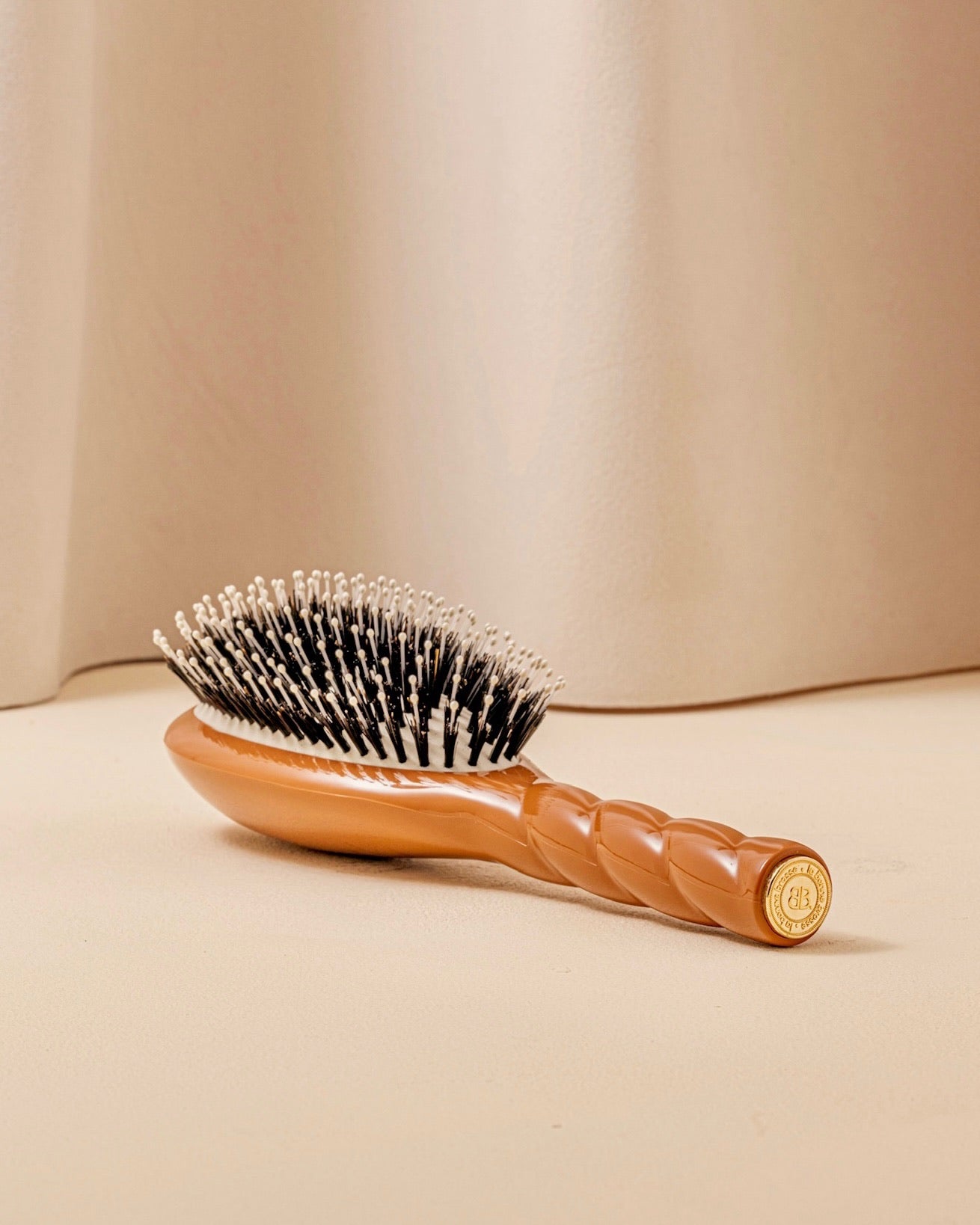 N.03 La Brosse Cuir Chevelu Sensible l'Indispensable Douceur Terracotta