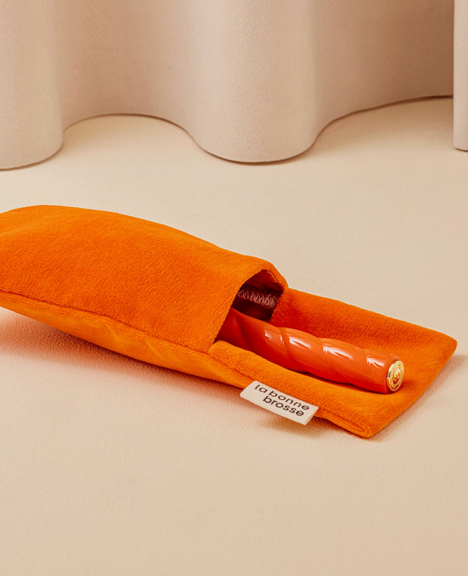 La Pochette “Grande Spazzola” Arancione Seventies