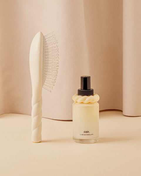 Detangling Duo: Facilitates Brushing and Protects - Image 1