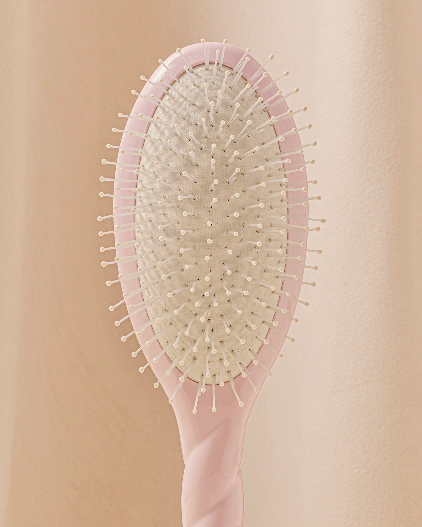 N.04 The Massaging Detangling Hair Brush THE MIRACLE Pink