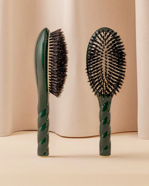 N.01 Shine & Care The Universal Brush Emerald Green - Image 1