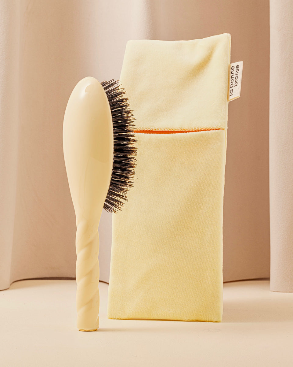 La Pochette "Grande Brosse" Ivoire Cair