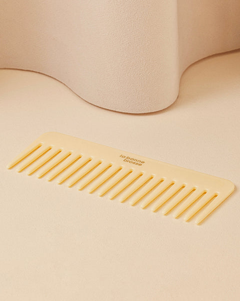 The Large Detangling Comb in Acetate Ivory Cair - Image 2