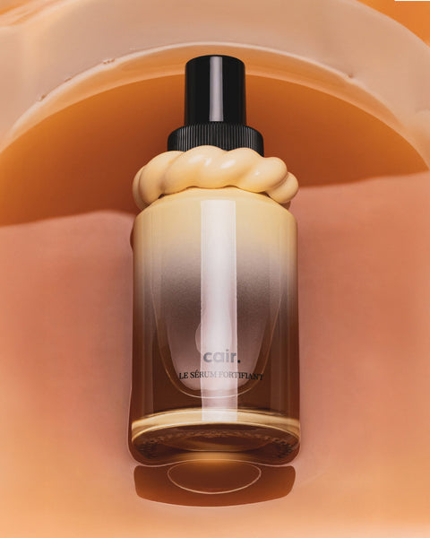Stärkendes Duo: La Bonne Brosse in Cremeweiß und das stärkende Serum von Cair - Image 2