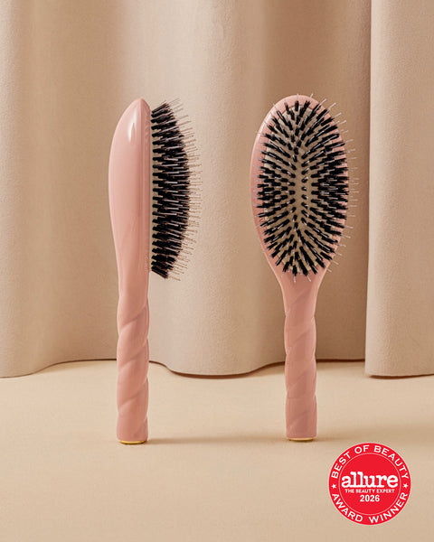 N.02 The Care & Detangling HairBrush The Essential Powder Pink - Image 1