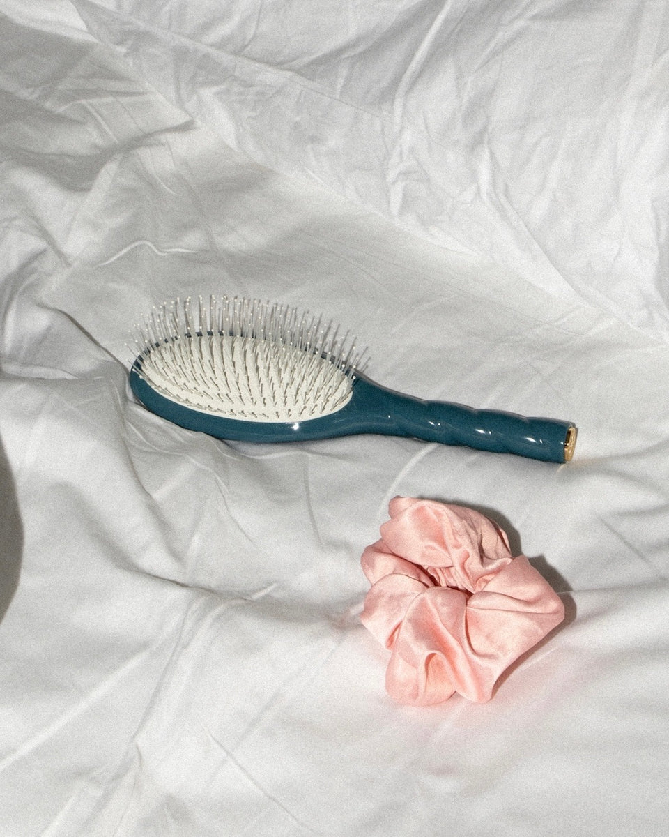 N.04 Il Miracolo Districante e Vegan Spazzola Blu Inchiostro