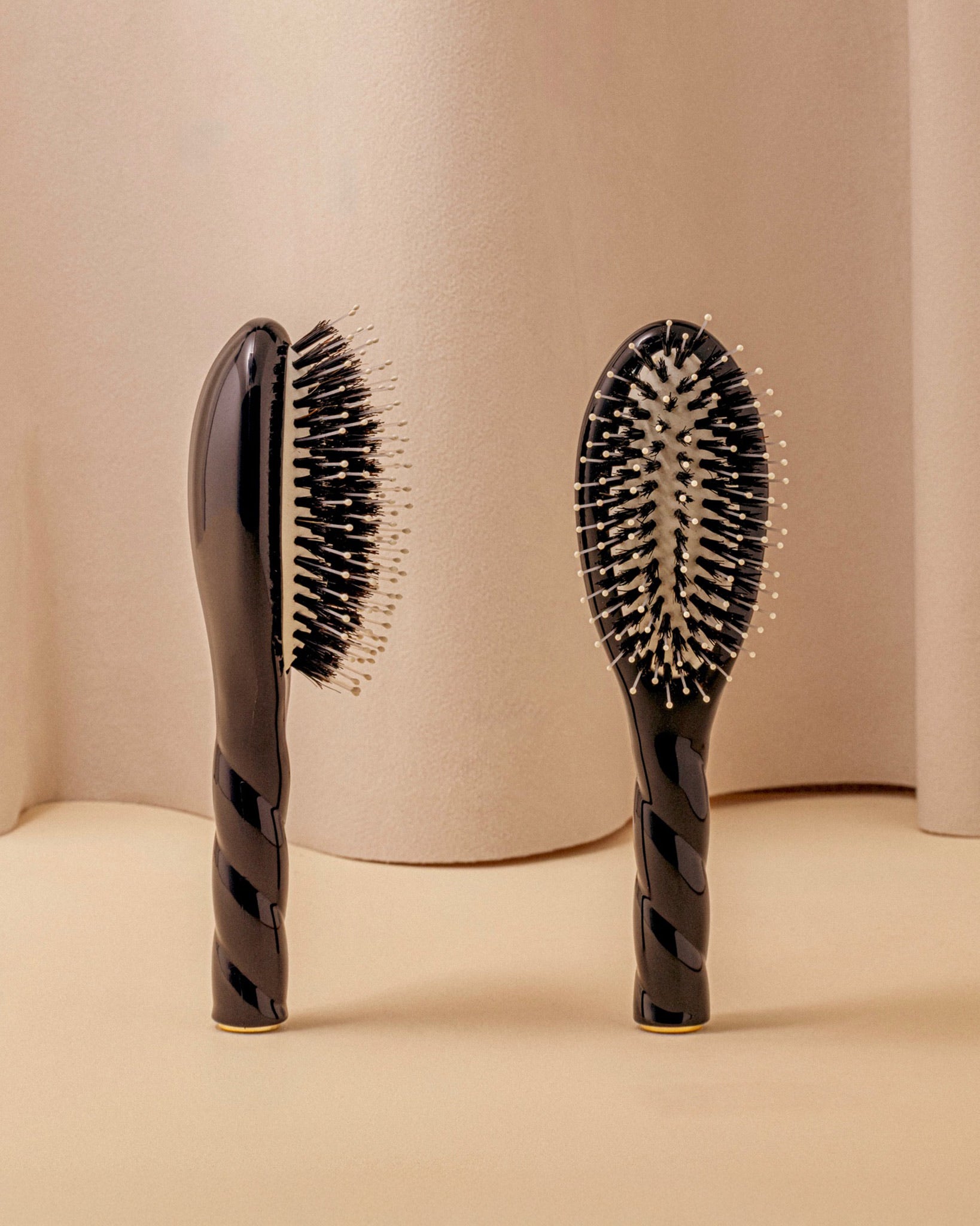 Petite Brosse Poils Sanglier N.03 Black Edition – La Bonne Brosse