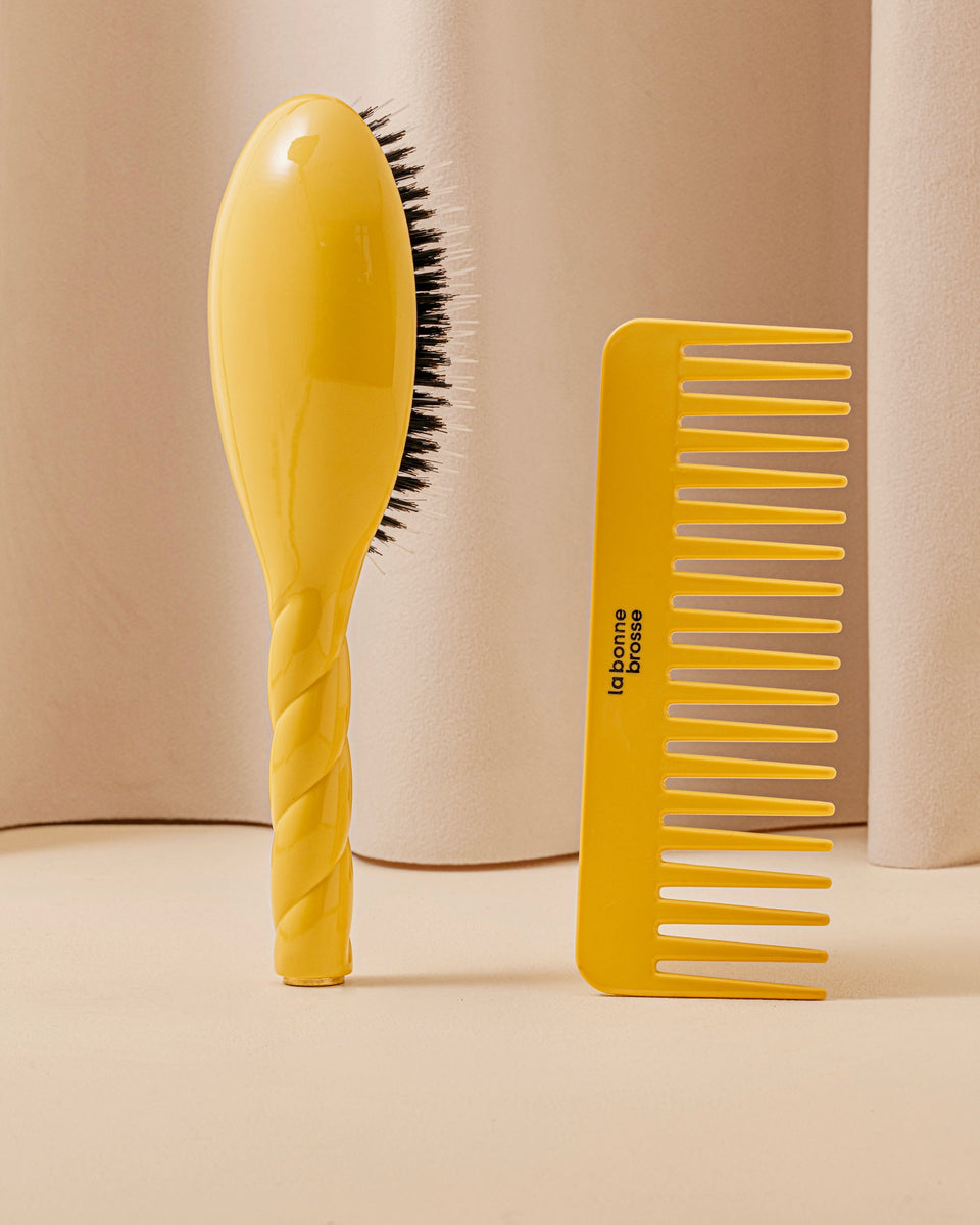 Il Pettine Largo Districante in Acetato Giallo Zafferano