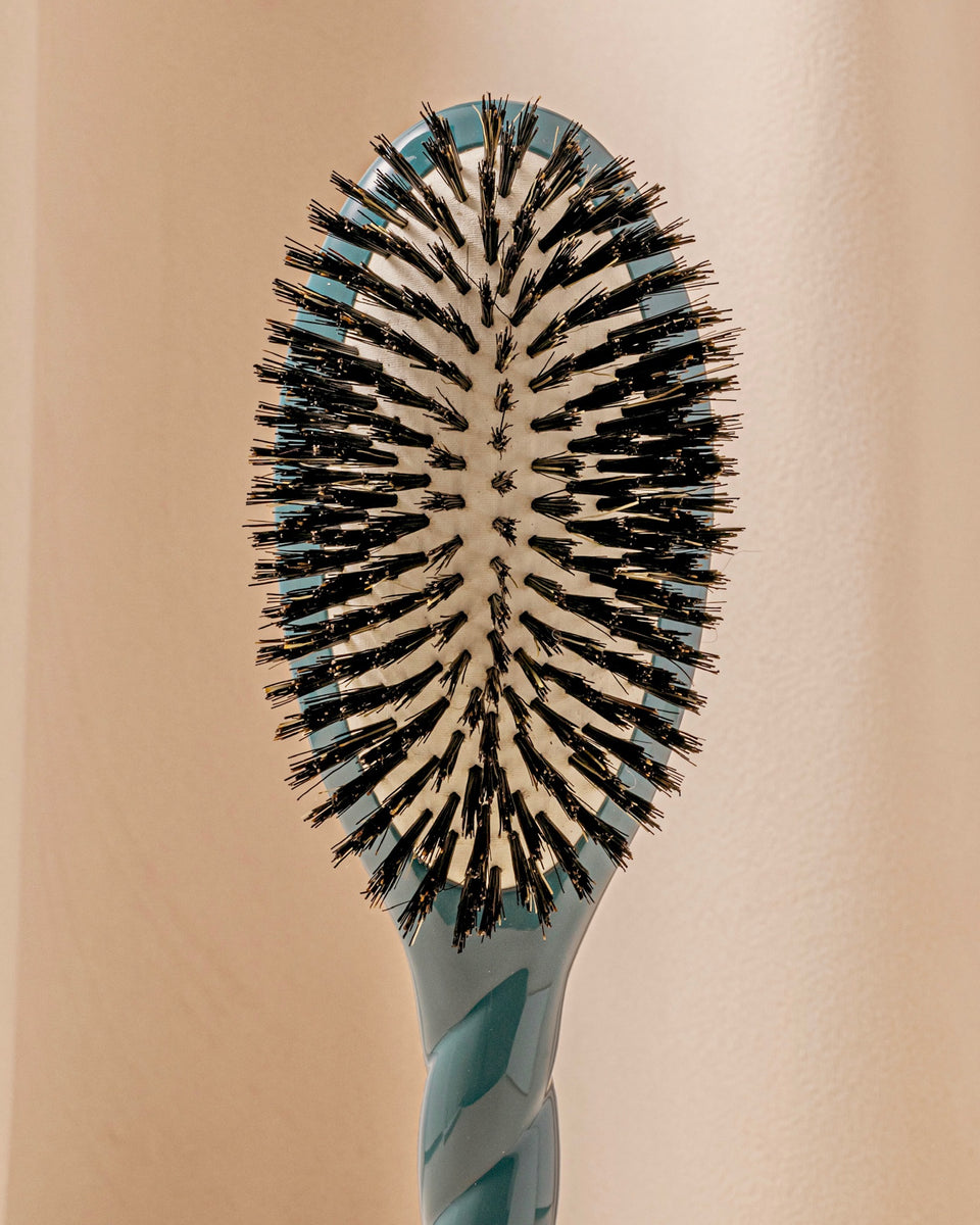 N.01 The Shine & Care Hairbrush The Universal Blue