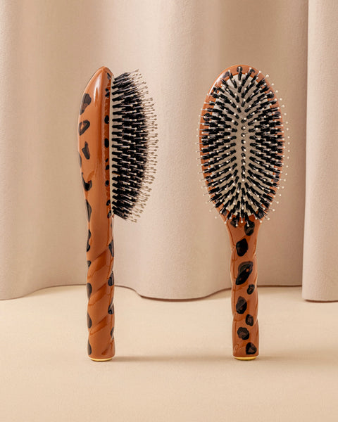 Balzac Paris x La Bonne Brosse N.03 The Gentle Scalp Care Hairbrush The Essential Softness - Image 1