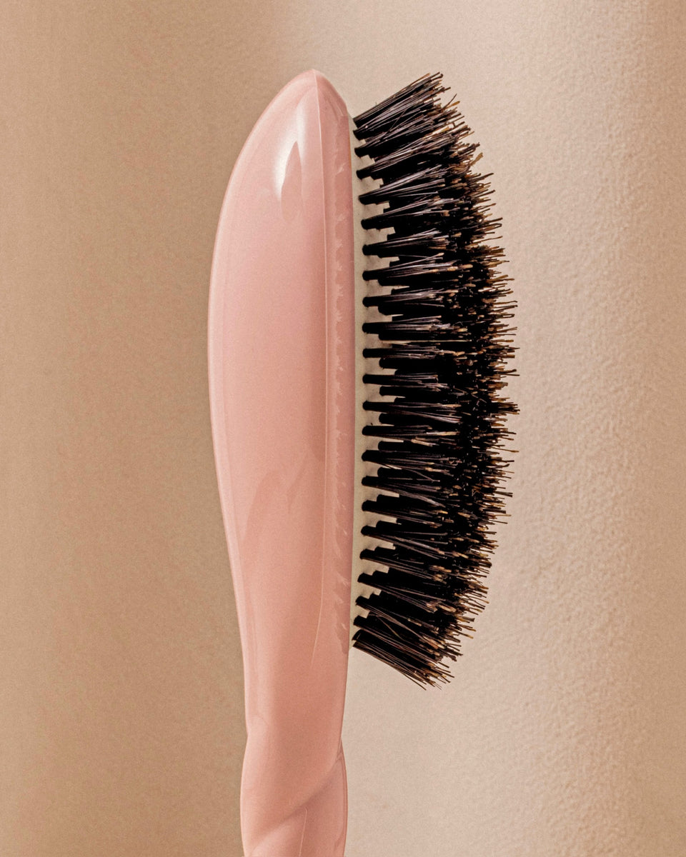 Edizione limitata Ottobre Rosa N.01 La Spazzola Lucentezza e Trattante L’Universale