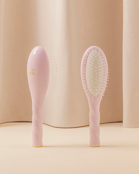 La Bonne Brosse x Bonpoint N.04 The Small Pink Lilac Children's Brush and its Free Pouch - Image 1
