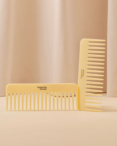 The Large Detangling Comb in Acetate Ivory Cair - Image 1