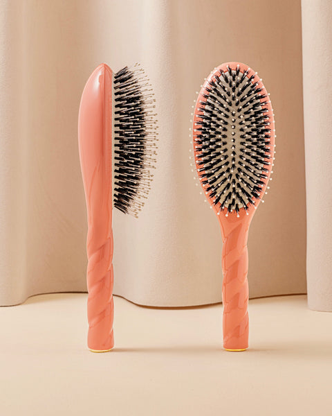 N.03 The Gentle Scalp Care HairBrush The Essential Softness Coral - Image 1