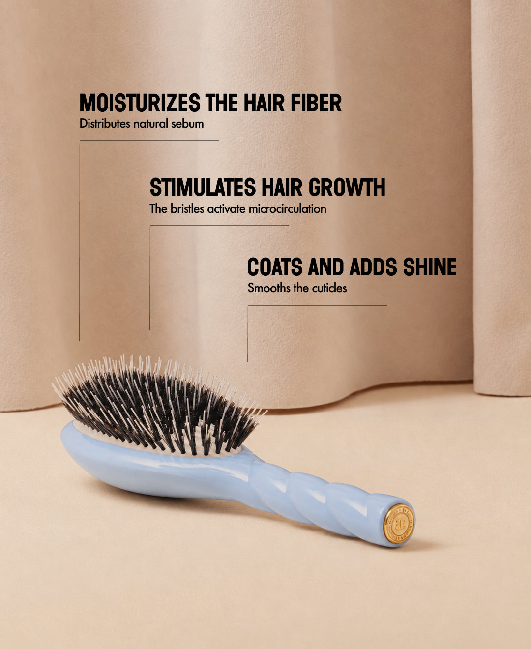 N.02 The Care & Detangling HairBrush The Essential Sky Blue
