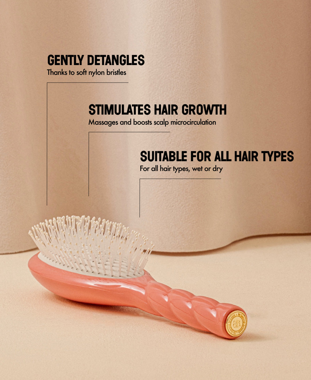 N.04 The Massaging Detangling HairBrush The Miracle Coral