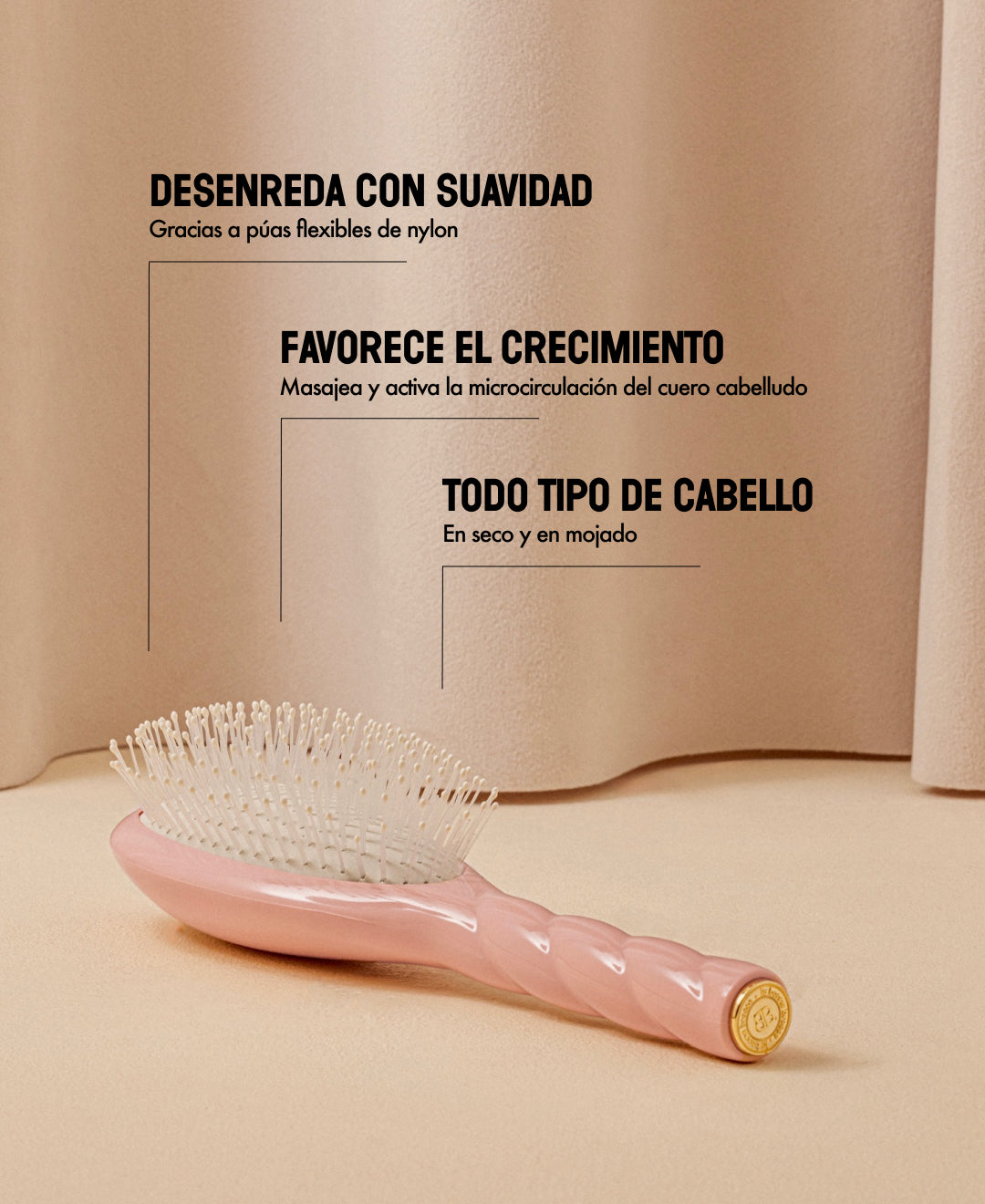 N.04 El Cepillo Desenredante y de Masaje La Miracle Rosa Empolvado