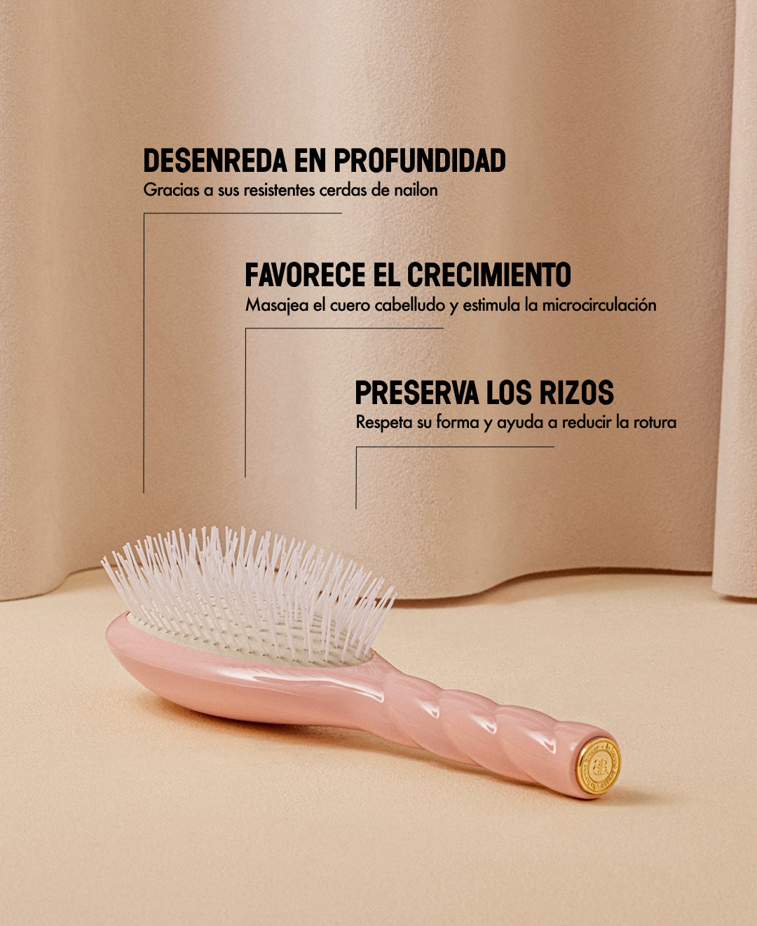 N.07 El Intenso Desenredante y Estimulante Cepillo rosa empolvado