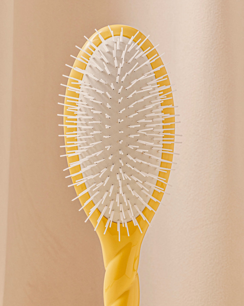 N.07 L’Intenso Districante e Stimolante Spazzola Giallo Zafferano