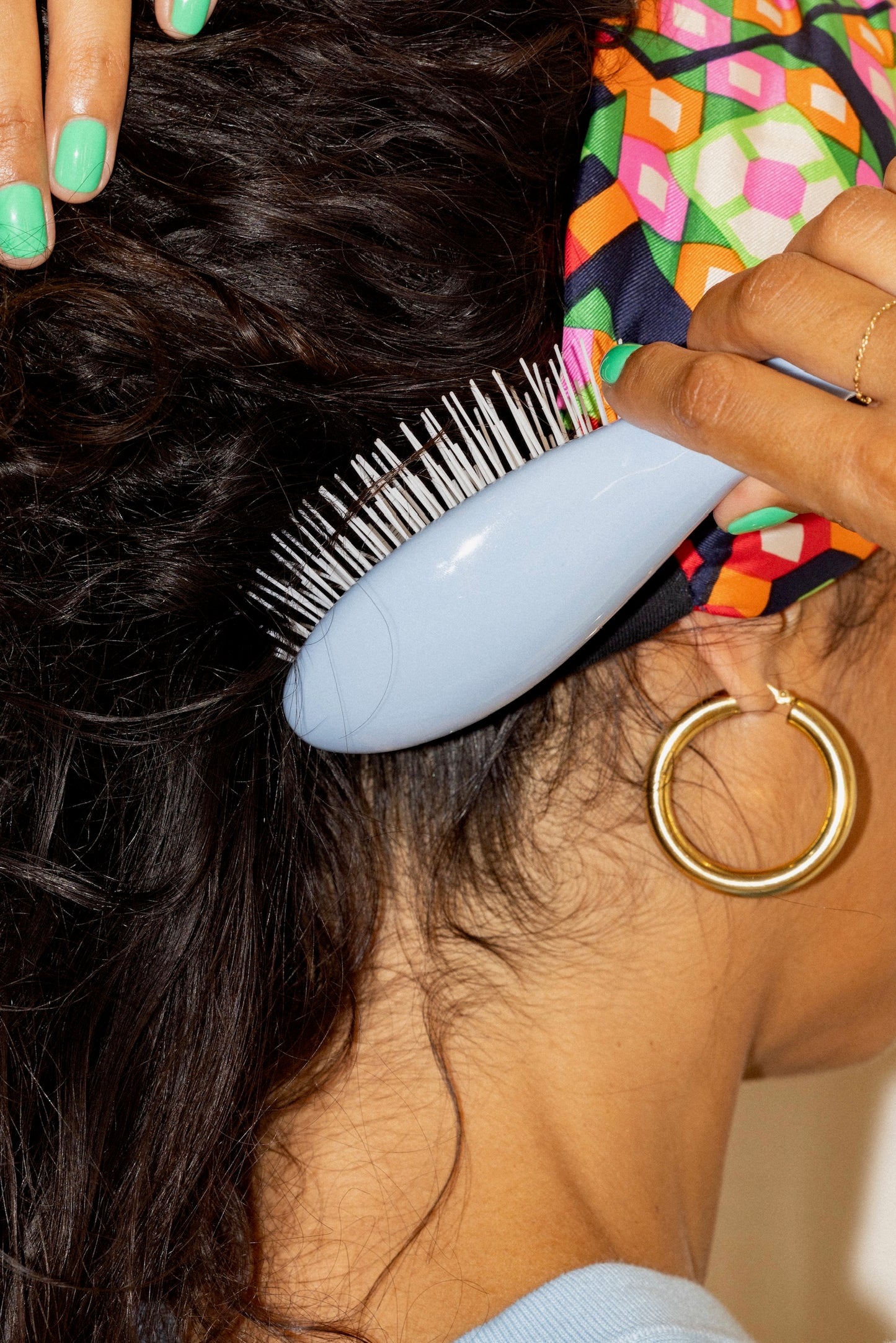 N.07 The Small Stimulating & Detangling Hair Brush THE INTENSE Light Blue