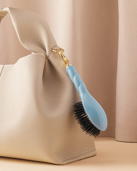 N.01 La Micro Brosse Brillance & Soin l’Universelle Bleu Ciel - Image 1
