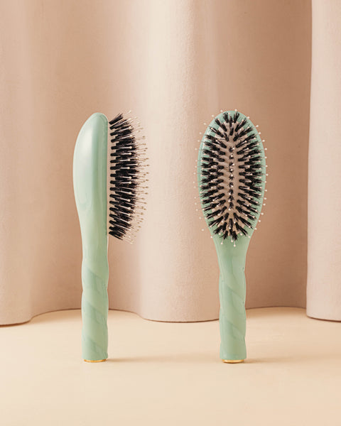 Limited Edition N.03 The Small Sensitive Scalp Hairbrush The Gentle Essential Lagoon Blue - Image 1
