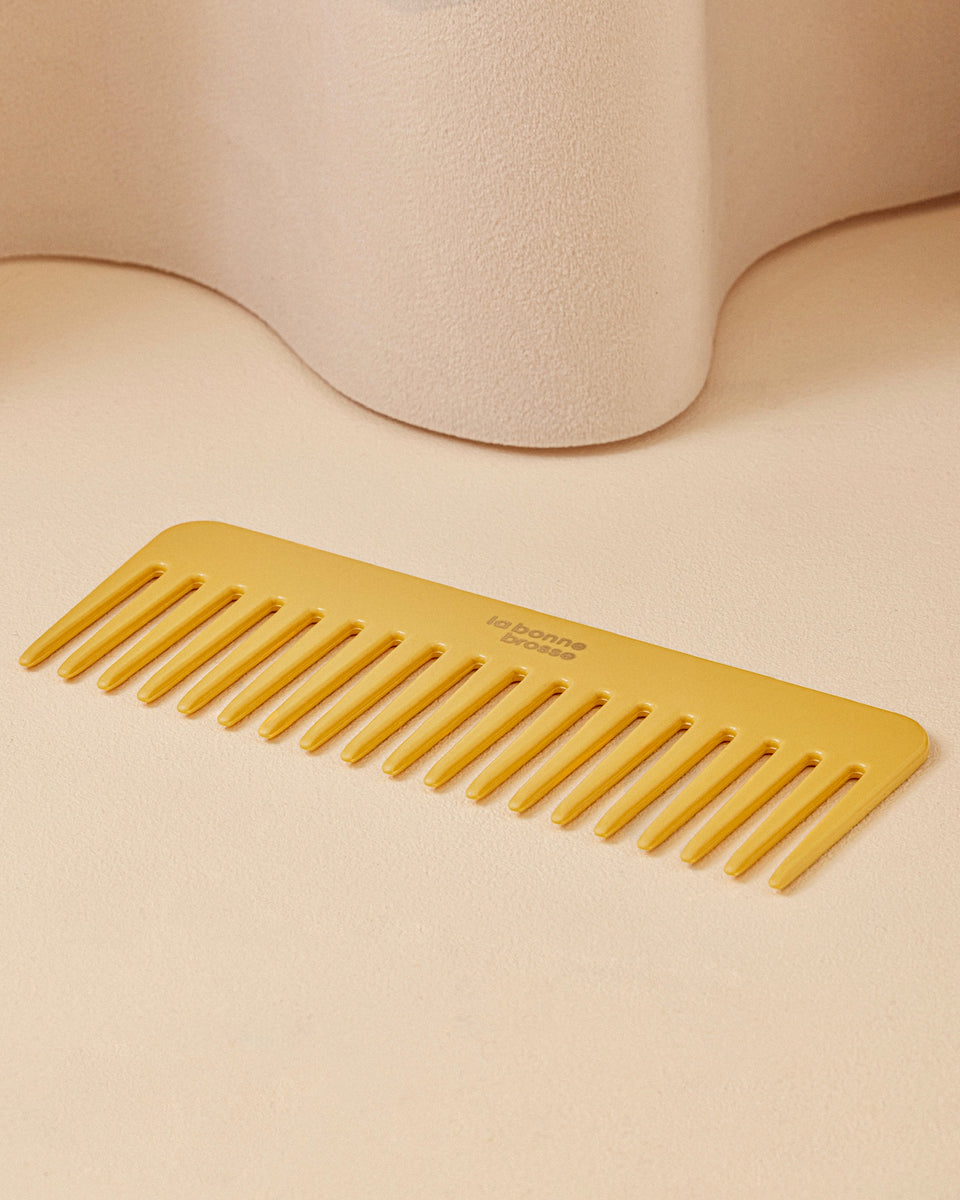 Il Pettine Largo Districante in Acetato Giallo Zafferano