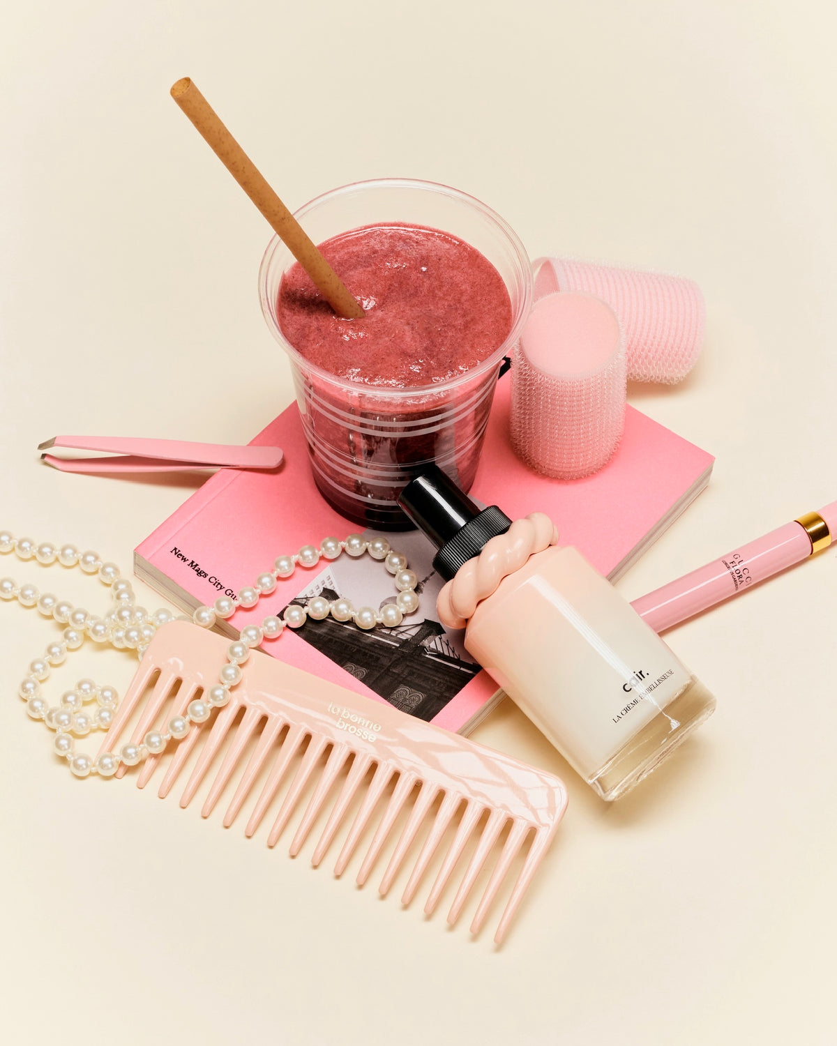 Radiance Duo: The Small Hairbrush in Powder Pink and Cair Beautifying Moisturising Cream