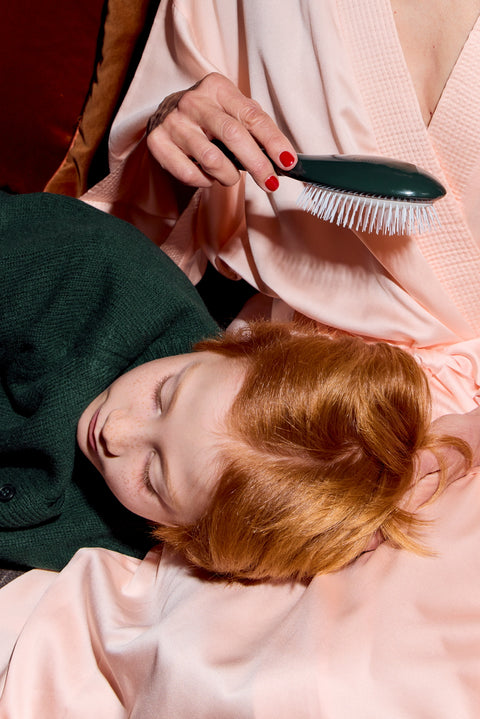 N.07 La Petite Brosse Démêlante & Stimulante l'Intense Vert Emeraude - Image 2