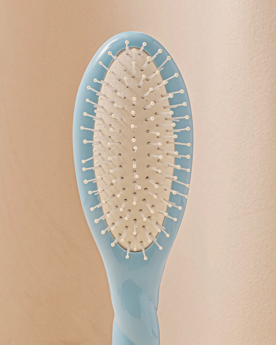 N.04 La Piccola Il Miracolo Districante e Vegan Spazzola Azzurro Cielo