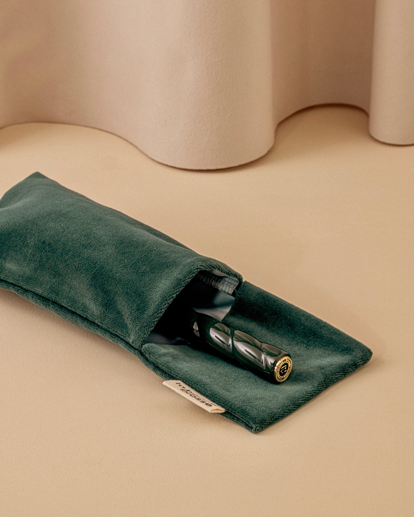 N.03 La Brosse Cuir Chevelu Sensible l'Indispensable Douceur Vert Emeraude