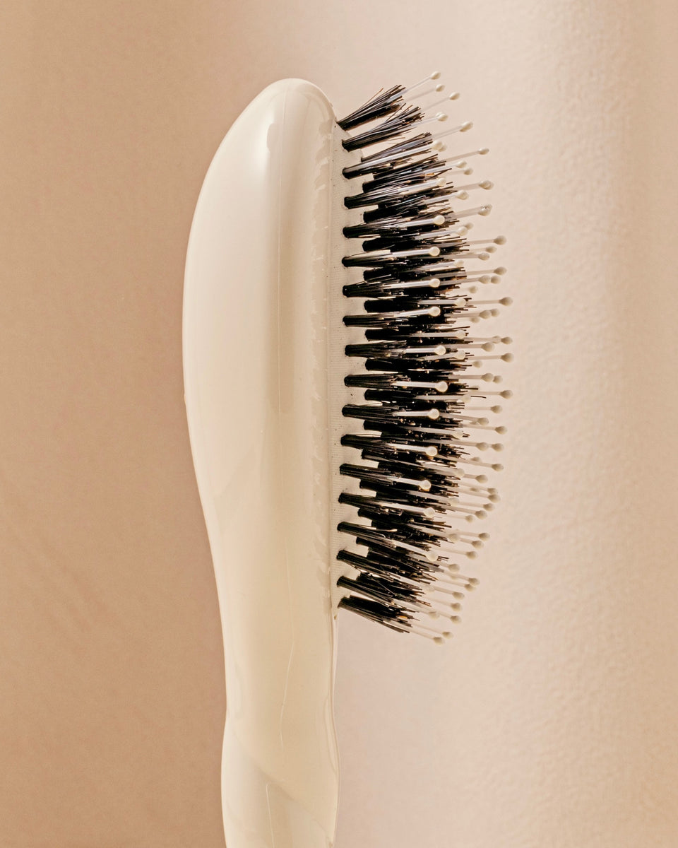 N.03 La Piccola L’Essenziale Dolcezza Spazzola Bianco Crema