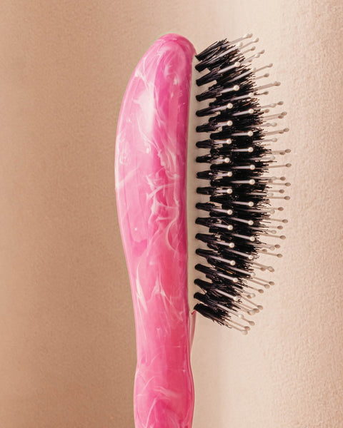 Roseanna x La Bonne Brosse N.03 The Small Gentle Scalp Care Hairbrush The Essential Softness Pink Salty Gelato - Image 3