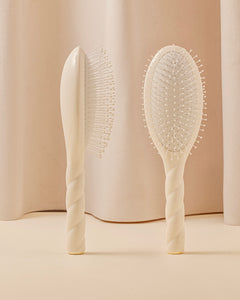 N.04 La Brosse Démêlante & Massante La Miracle Blanc Crème