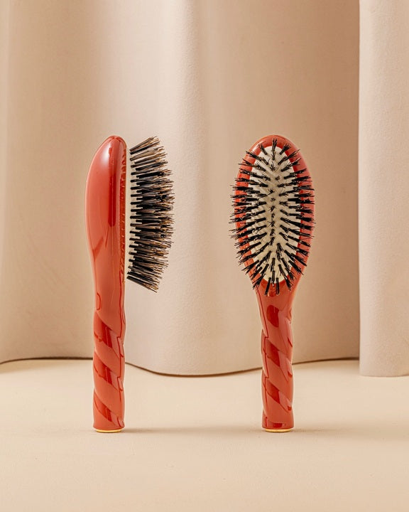 N.01 The Small Shine & Care Hair Brush The Universal Clay Court