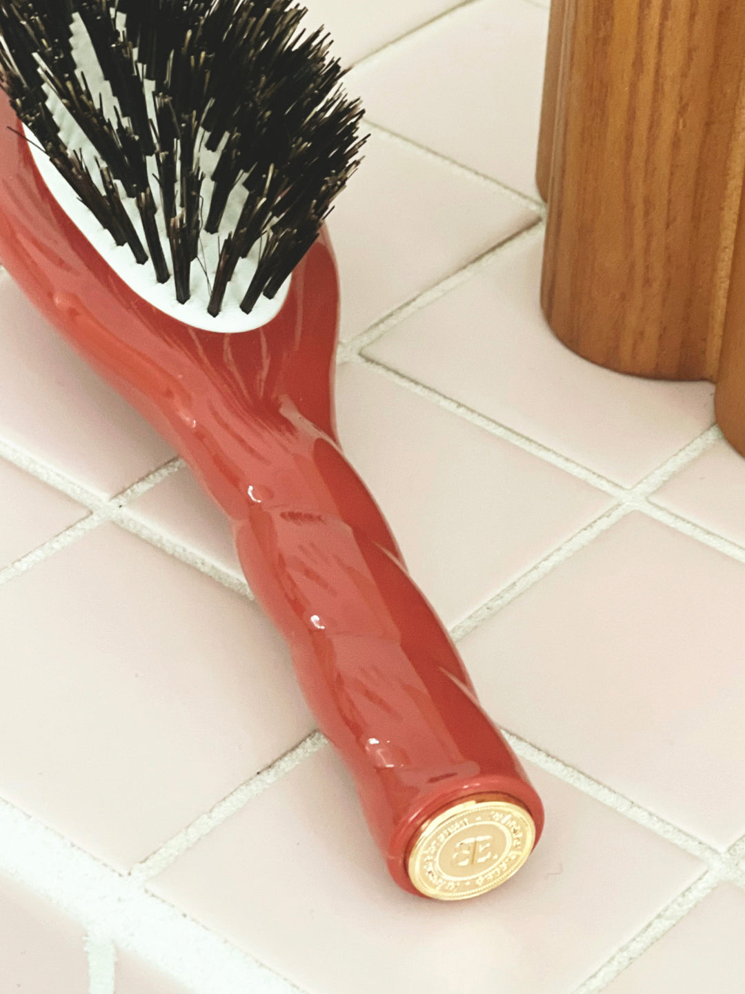 N.01 The Small Shine & Care HairBrush The Universal Clay Court
