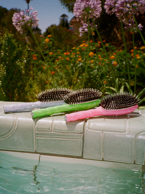 Roseanna x La Bonne Brosse N.02 The Small Care & Detangling Hairbrush The Essential Green Tie & Dye - Image 2