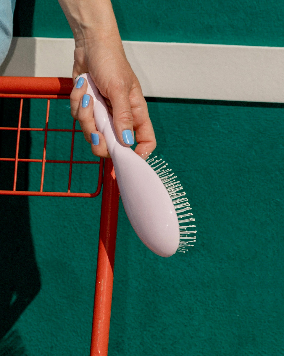 N.04 The Massaging Detangling Hair Brush The Miracle Pink