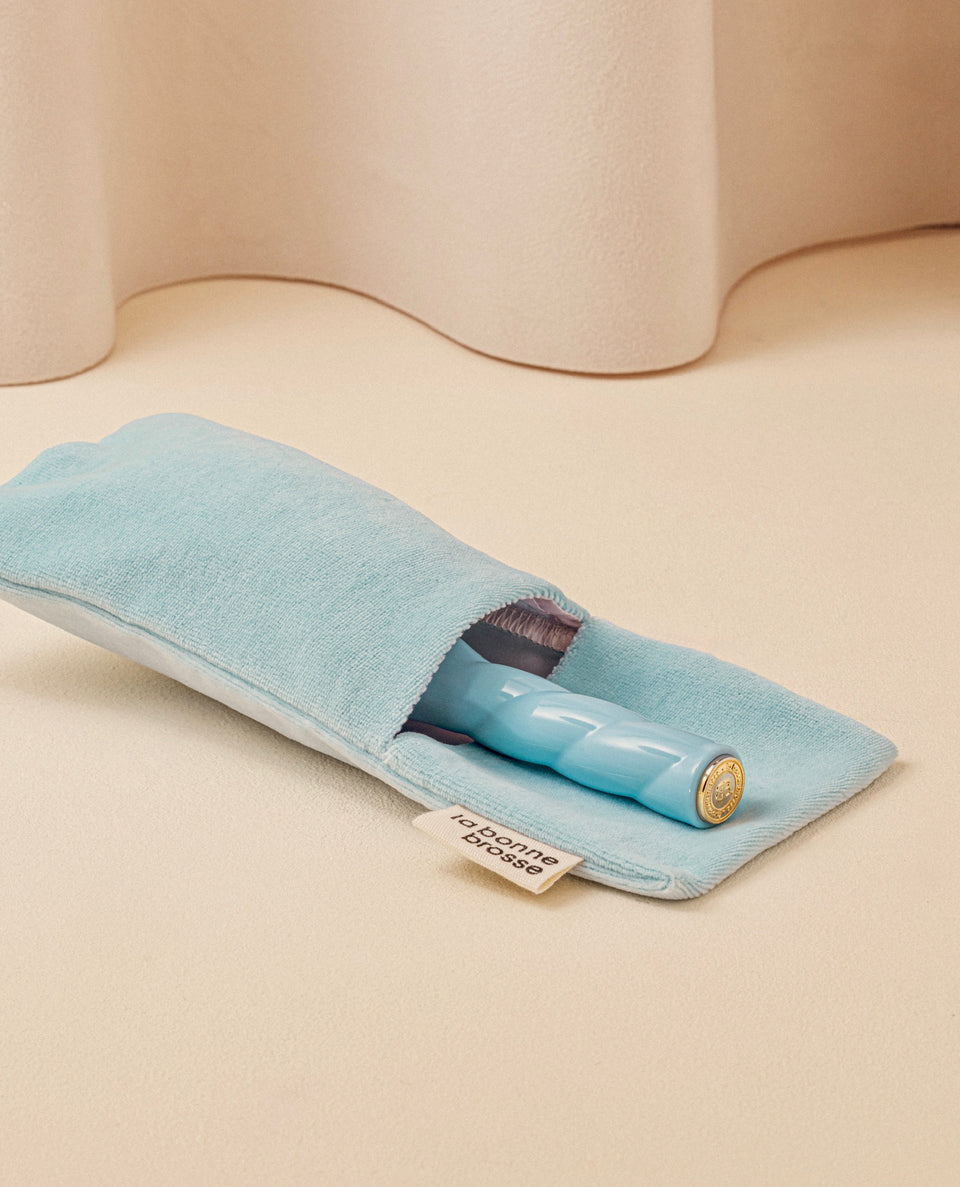 N.04 The Small Massaging Detangling Hair Brush The Miracle Light Blue 