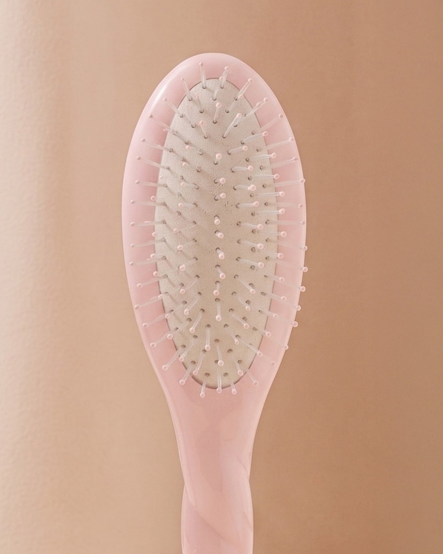 N.07 The Small Stimulating & Detangling HairBrush The Intense Lilac Pink