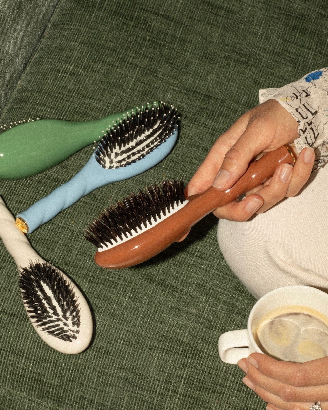N.01 The Small Shine & Care Hair Brush THE UNIVERSAL Terracotta