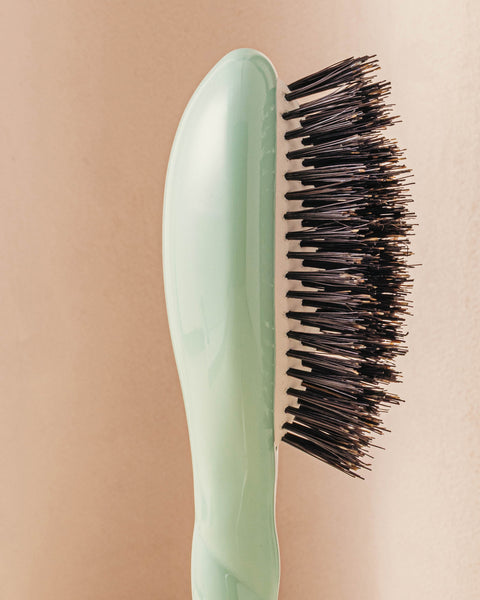 Limited Edition N.01 The Small Shine & Care The Universal Hairbrush Lagoon Blue - Image 3