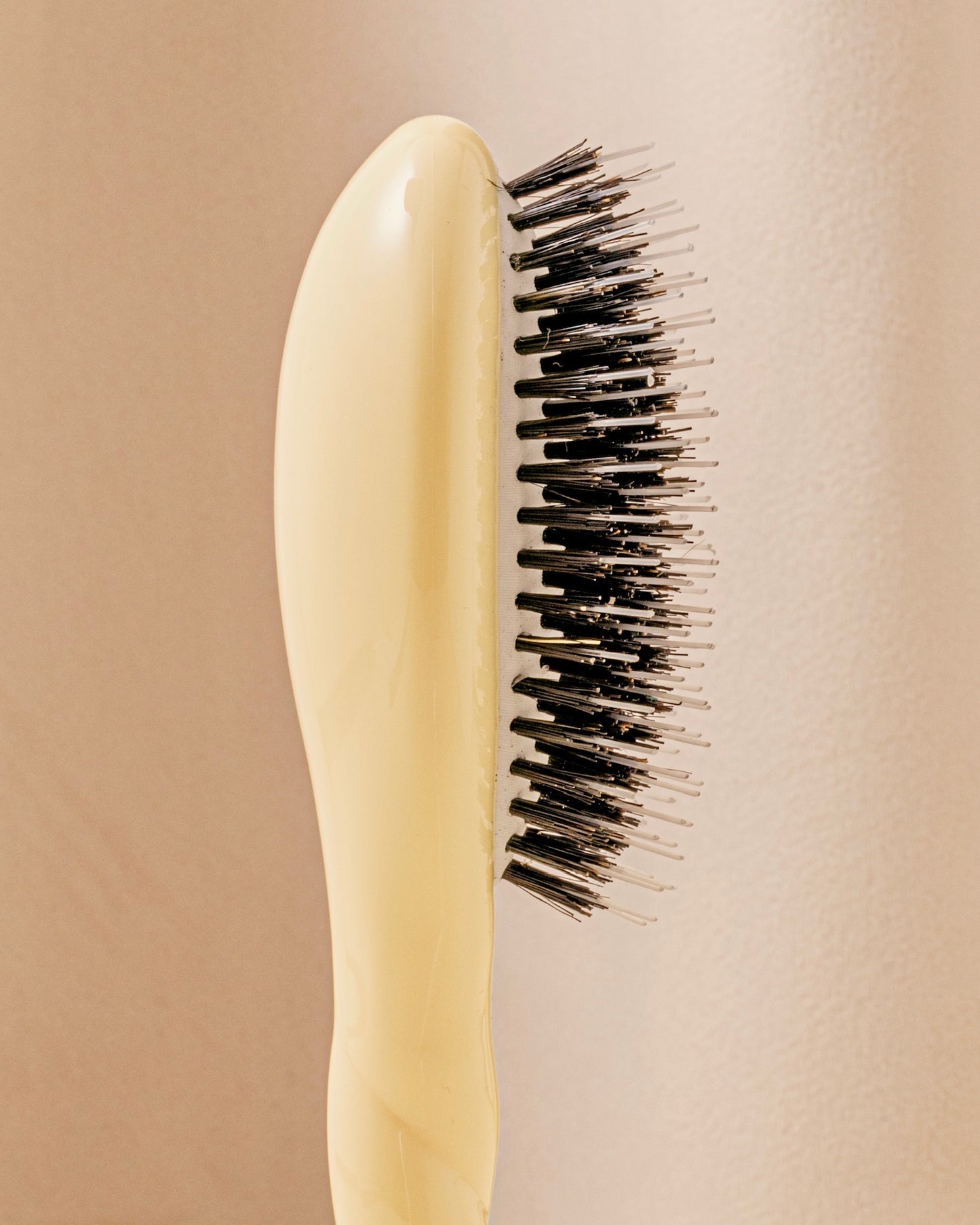 N.02 The Small Care & Detangling Hair Brush THE ESSENTIAL Ivory Cair
