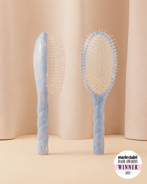 Roseanna x La Bonne Brosse N.04 The Detangling & Massaging Hairbrush The Miracle Blue Tie & Dye  - Image 1