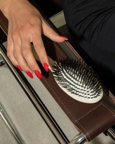 N.01 The Shine & Care Hair Brush THE UNIVERSAL Creamy White - Image 2