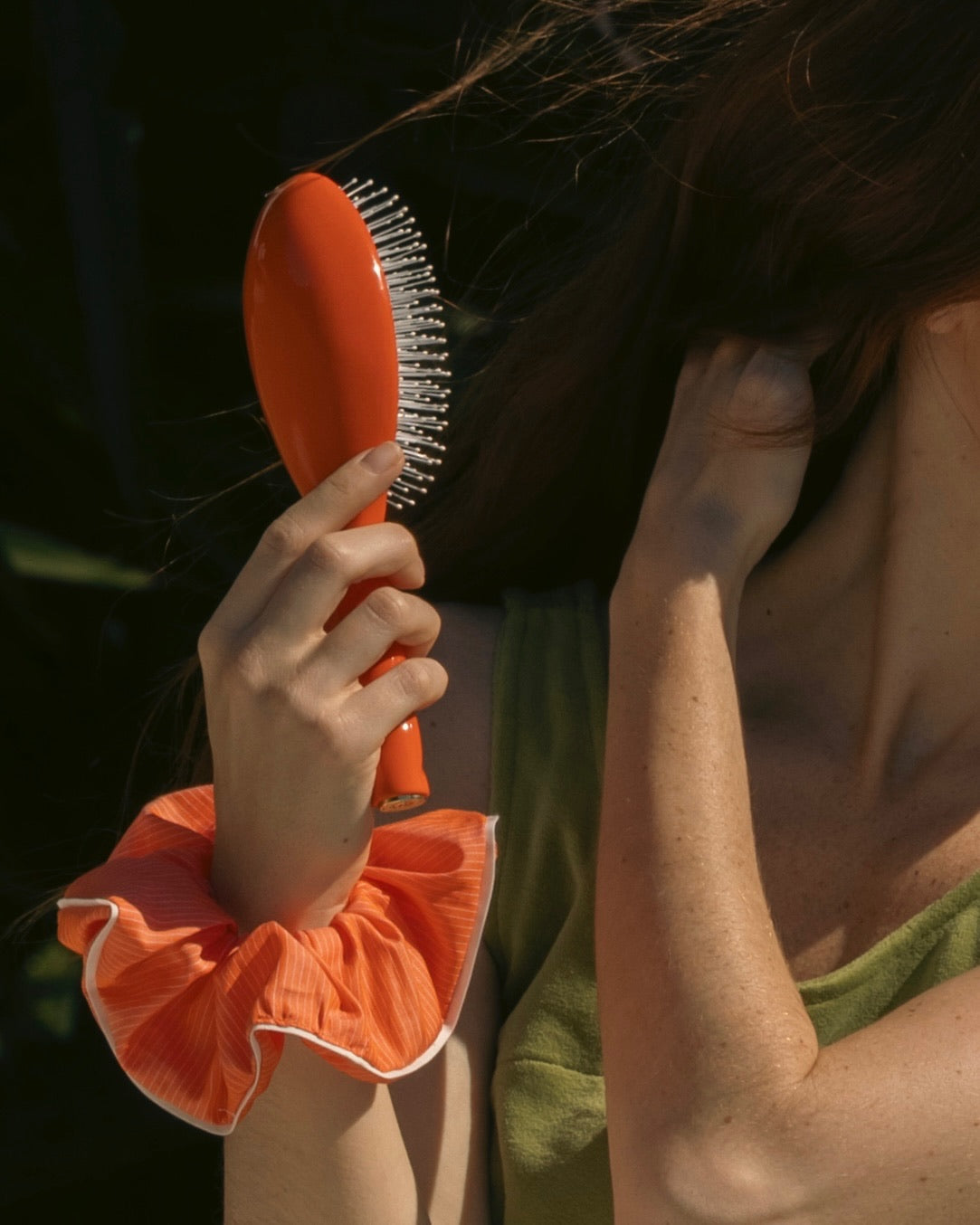 Limited Edition N.04 The Seventies Orange Miracle Detangling Massaging Brush