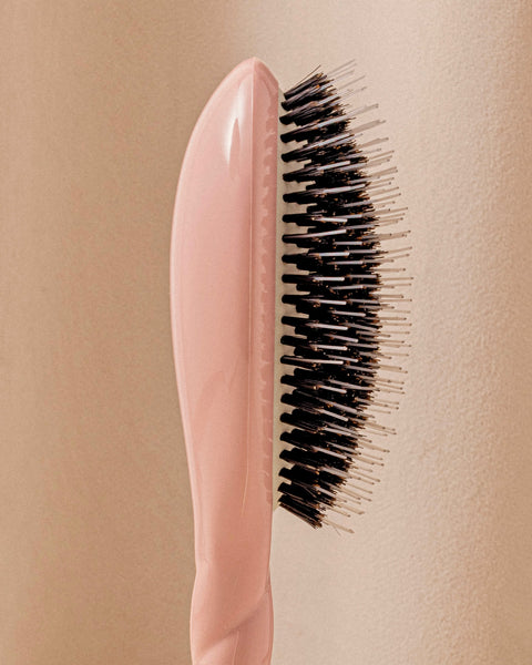 La Bonne Brosse "Octobre Rose" Limited Edition N.02 The Essential Care & Detangling Hairbrush - Image 3