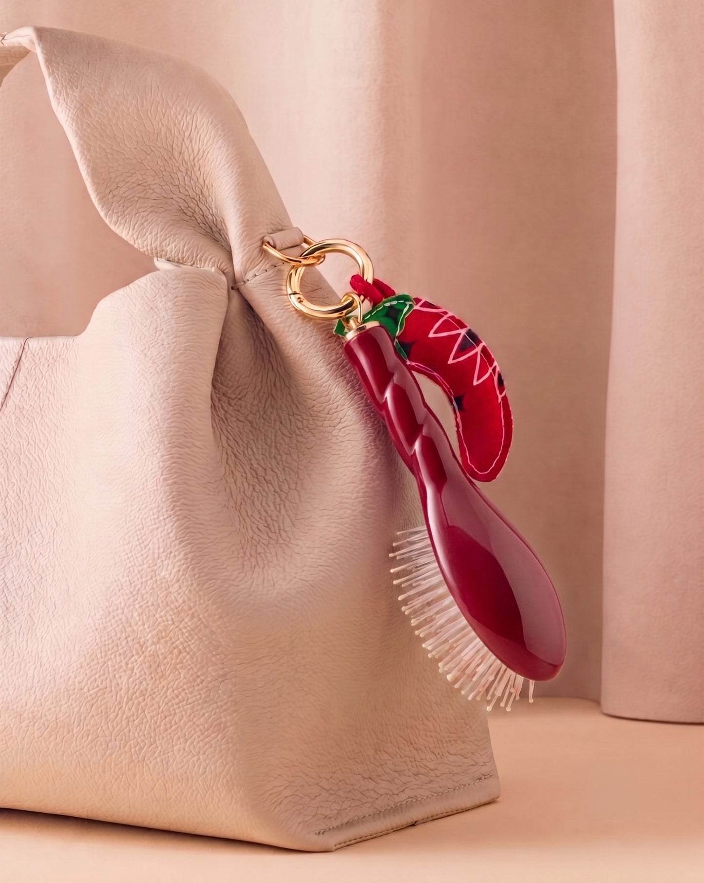 Call It By Your Name x La Bonne Brosse Duo: Micro Hair Brush N.04 Cherry Red and its Charm